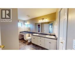 803 Swan Crescent, Saskatoon, SK S7J5C7 Photo 18