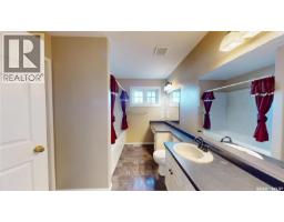 803 Swan Crescent, Saskatoon, SK S7J5C7 Photo 19