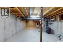 803 Swan Crescent, Saskatoon, SK S7J5C7 Photo 32