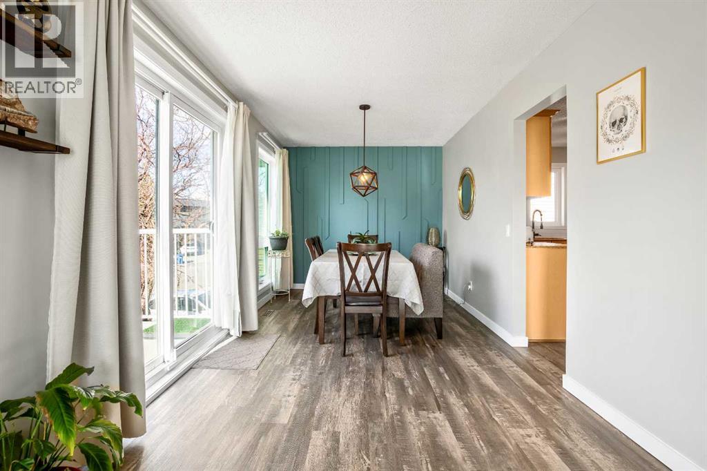 71 Strathclair Rise SW photo 7