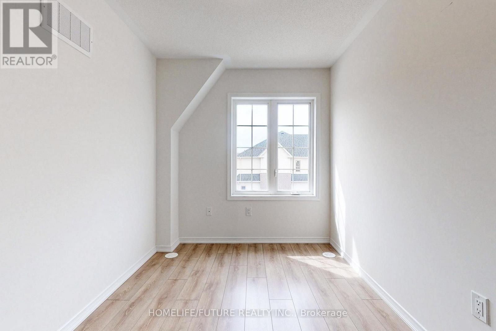 25- 247 Danzatore Path, Oshawa, ON photo 33