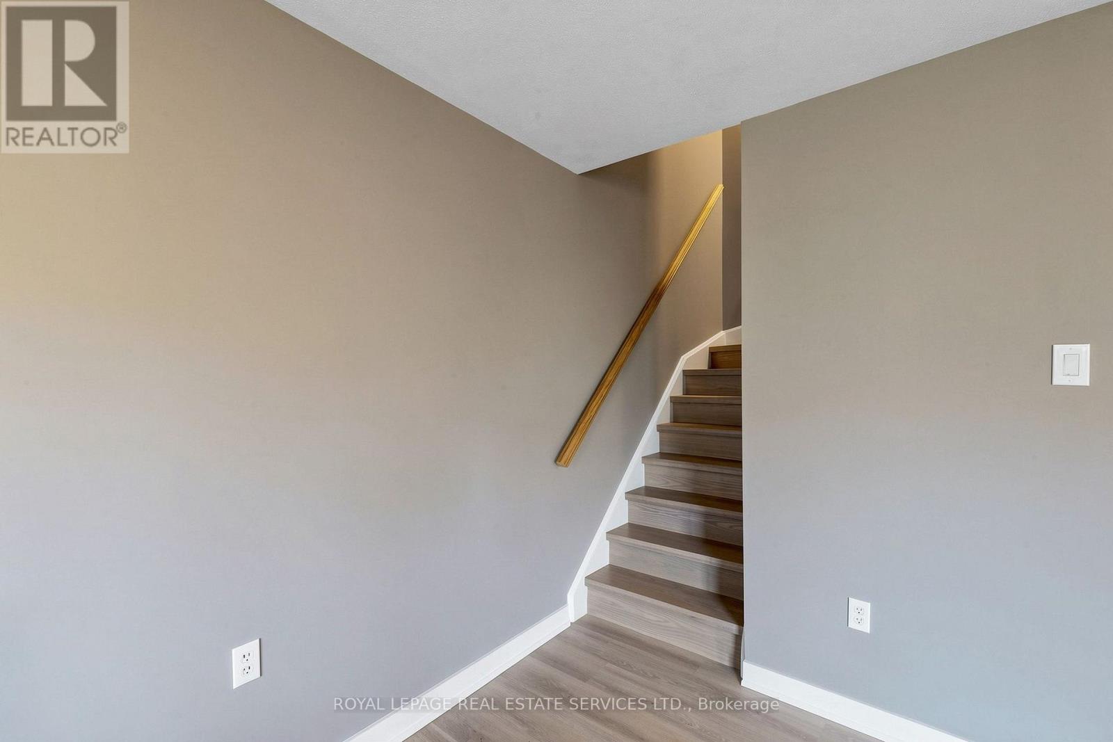 208- 2001 Bonnymede Drive, Mississauga, ON photo 12