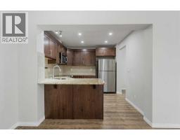 Bedroom - 188 Yorkville Avenue Sw, Calgary, AB T2X4J8 Photo 7