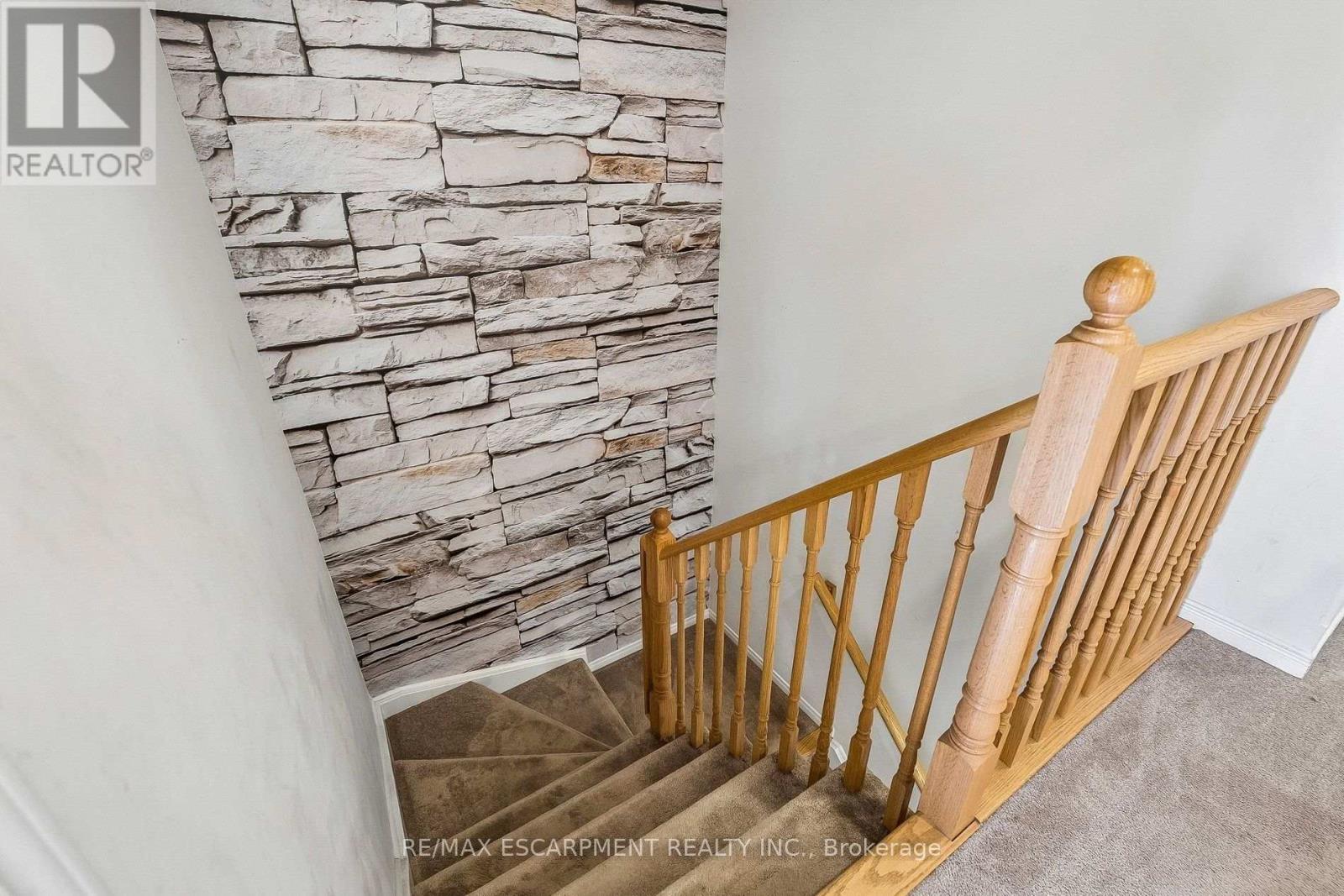 16 Alexandra Drive, Thorold, ON photo 14