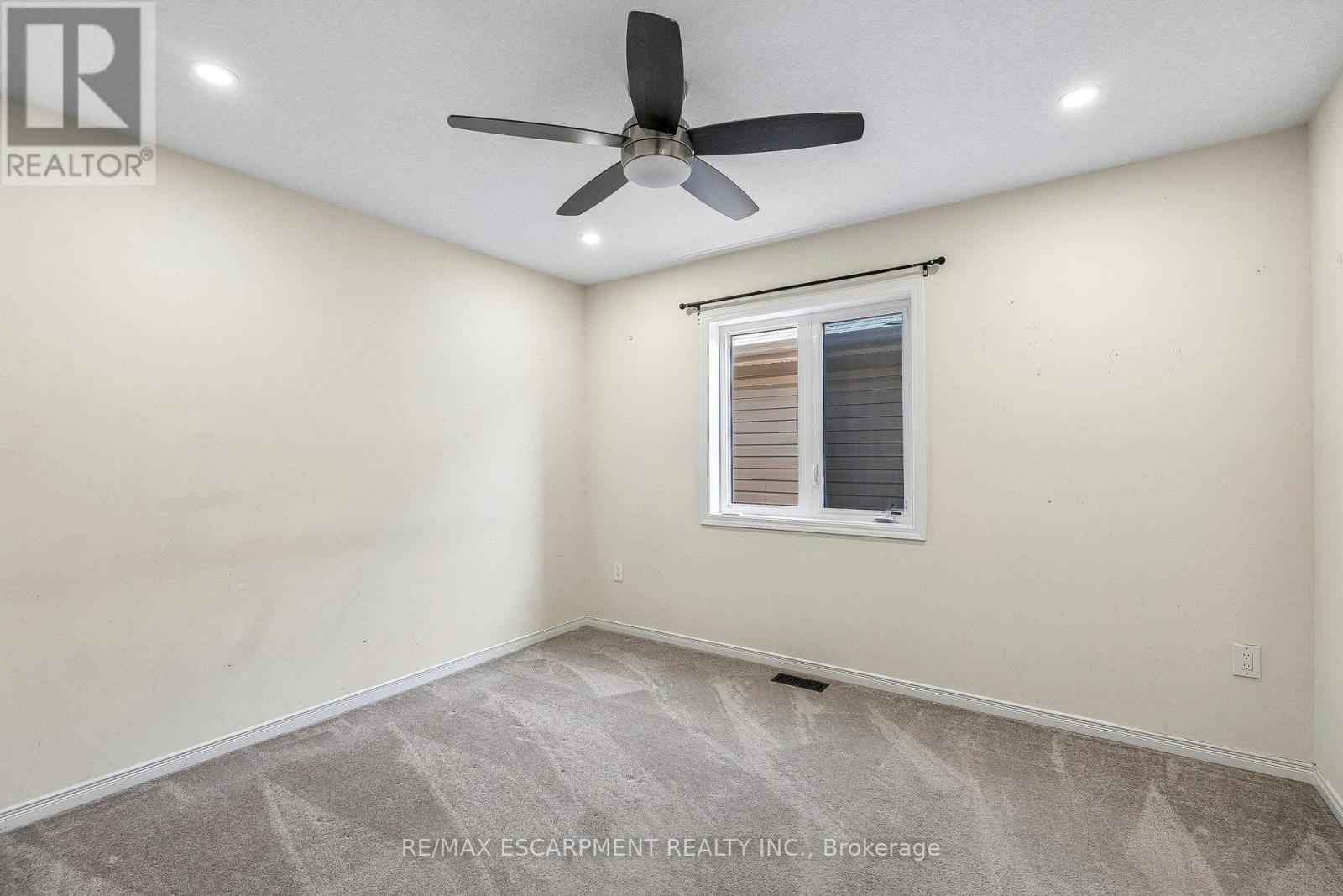 16 Alexandra Drive, Thorold, ON photo 22