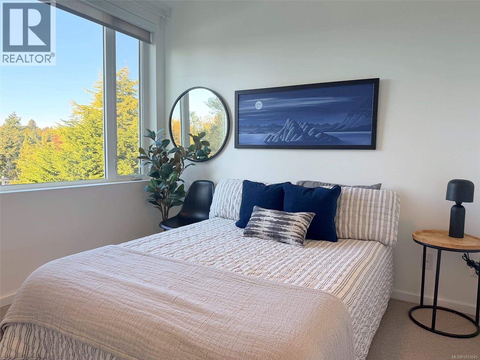 105 1720 Fairfield Road, Victoria