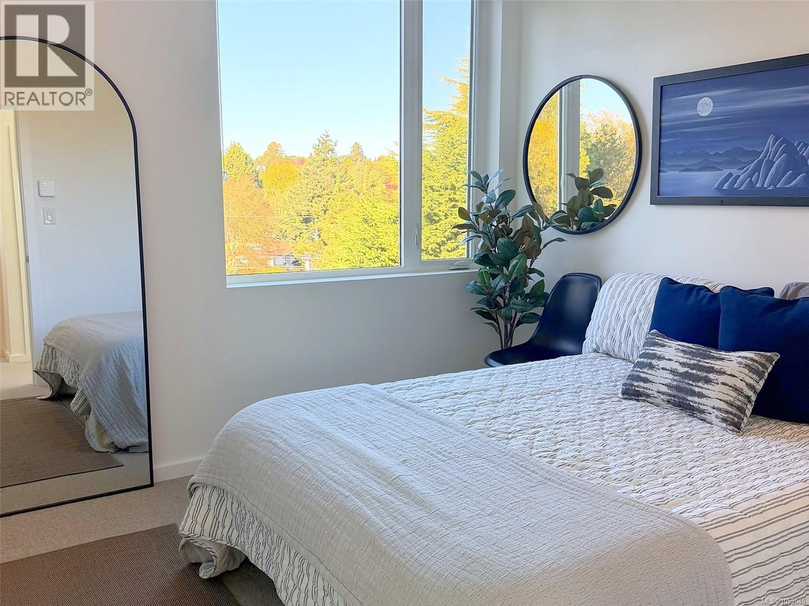 105 1720 Fairfield Road, Victoria