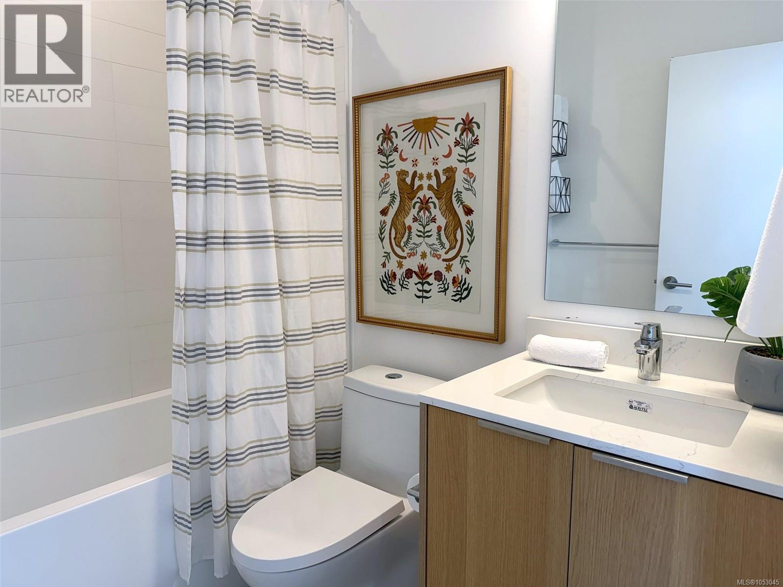 105 1720 Fairfield Road, Victoria