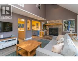 2335 Ravenhill Rd, Shawnigan Lake, BC V0R2W1 Photo 14
