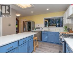 2335 Ravenhill Rd, Shawnigan Lake, BC V0R2W1 Photo 18