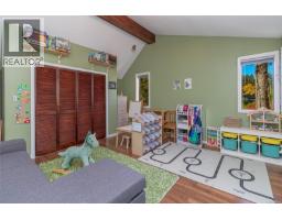 2335 Ravenhill Rd, Shawnigan Lake, BC V0R2W1 Photo 33