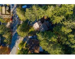 2335 Ravenhill Rd, Shawnigan Lake, BC V0R2W1 Photo 43