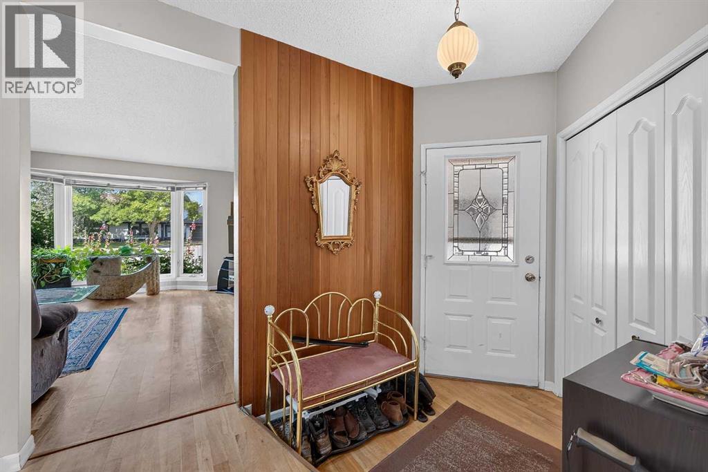 36 Templegreen Bay NE photo 7