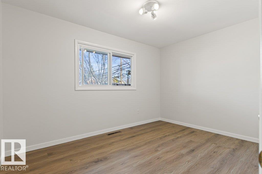 9640 74 AV NW, Edmonton — photo 34