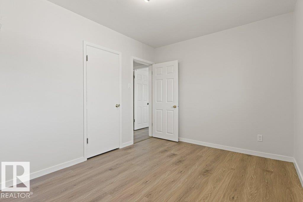 9640 74 AV NW, Edmonton — photo 36