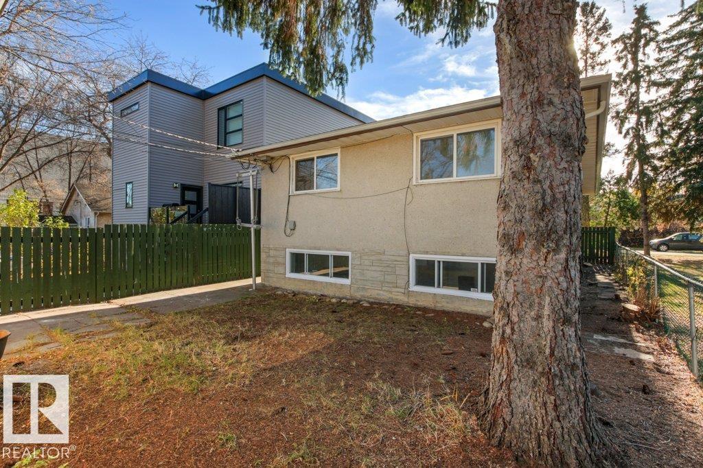 9640 74 AV NW - 69
