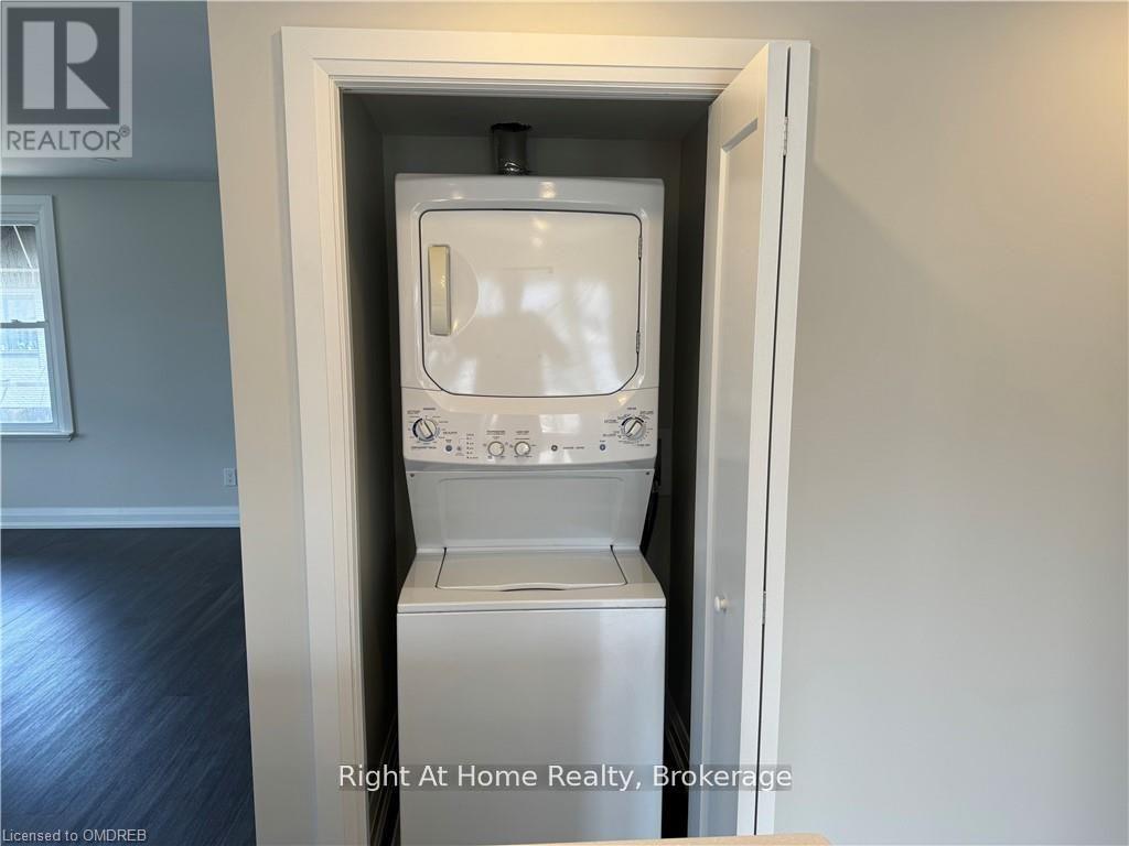 44 MAIN STREET S, Halton Hills (Georgetown) — photo 12
