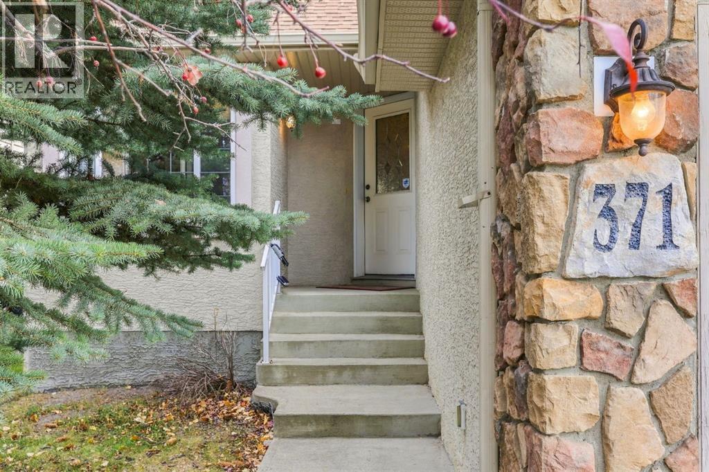 371 Banister Drive, Okotoks — photo 4