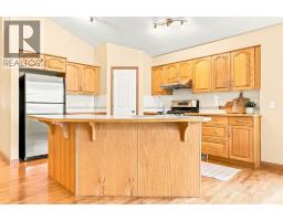 5pc Bathroom - 371 Banister Drive, Okotoks, AB T1S1X9 Photo 9
