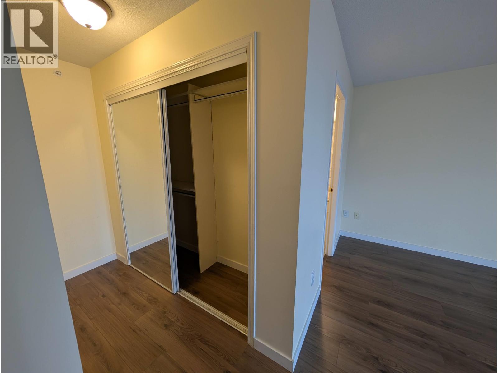 3 Bed, 2 Bath House for Rent in Richmond – 8FL 6080 MINORU ROAD, Richmond – MLS# R3178261 - Image 16