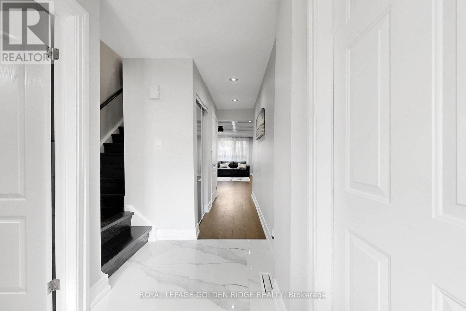 Photo of 45 - 3525 BRANDON GATE DRIVE