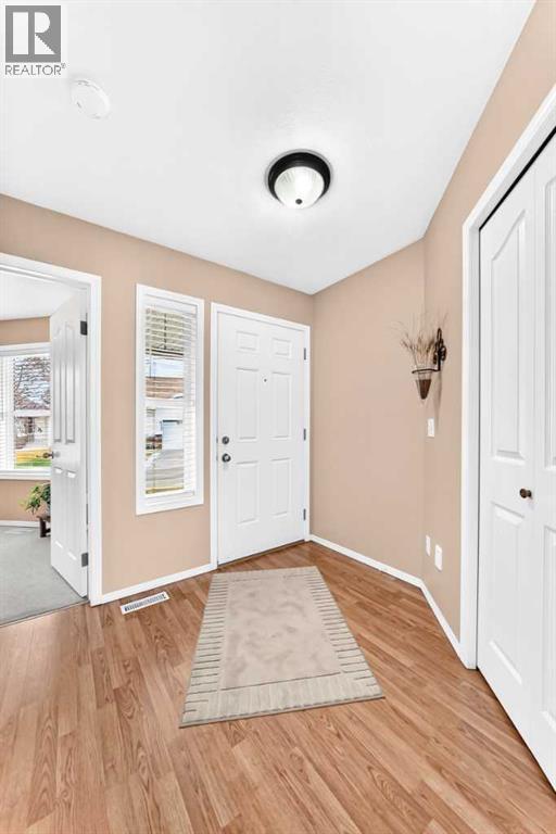 Listing photo – 413 Jenkins Drive, Red Deer
