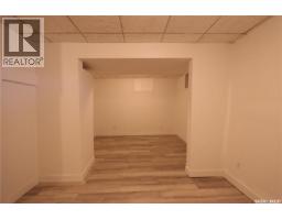 903 Robinson Street, Regina, SK S4T2M6 Photo 31