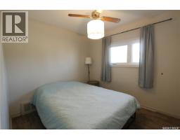 903 Robinson Street, Regina, SK S4T2M6 Photo 15
