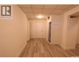 903 Robinson Street, Regina, SK S4T2M6 Photo 34