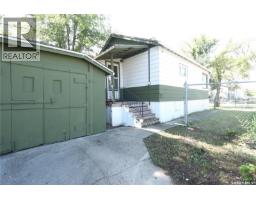 903 Robinson Street, Regina, SK S4T2M6 Photo 36
