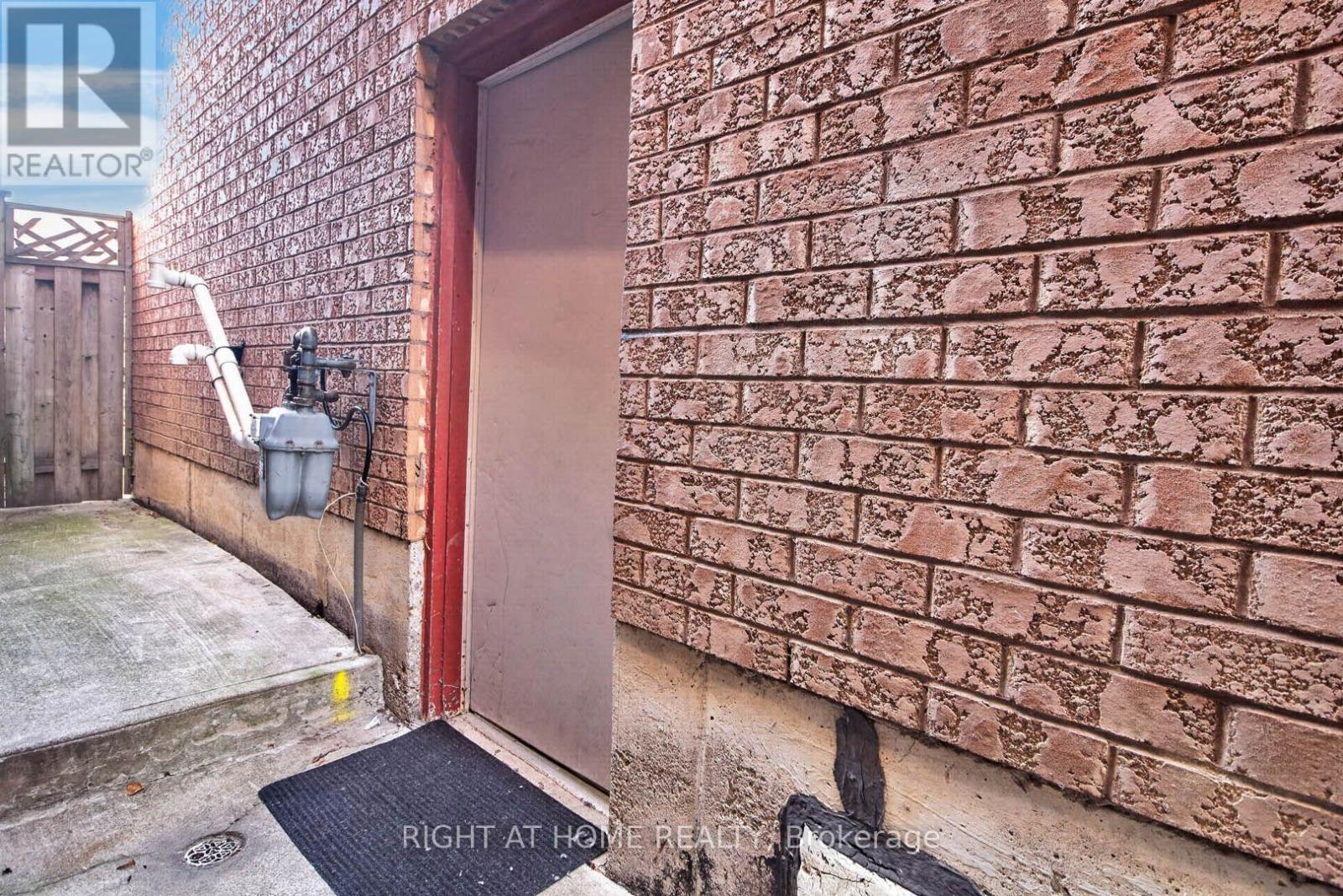 101 Michigan Avenue, Brampton, ON photo 33