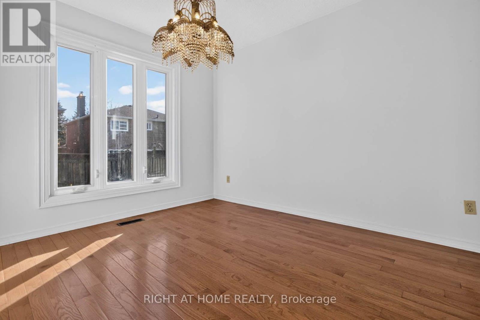 101 Michigan Avenue, Brampton, ON photo 7