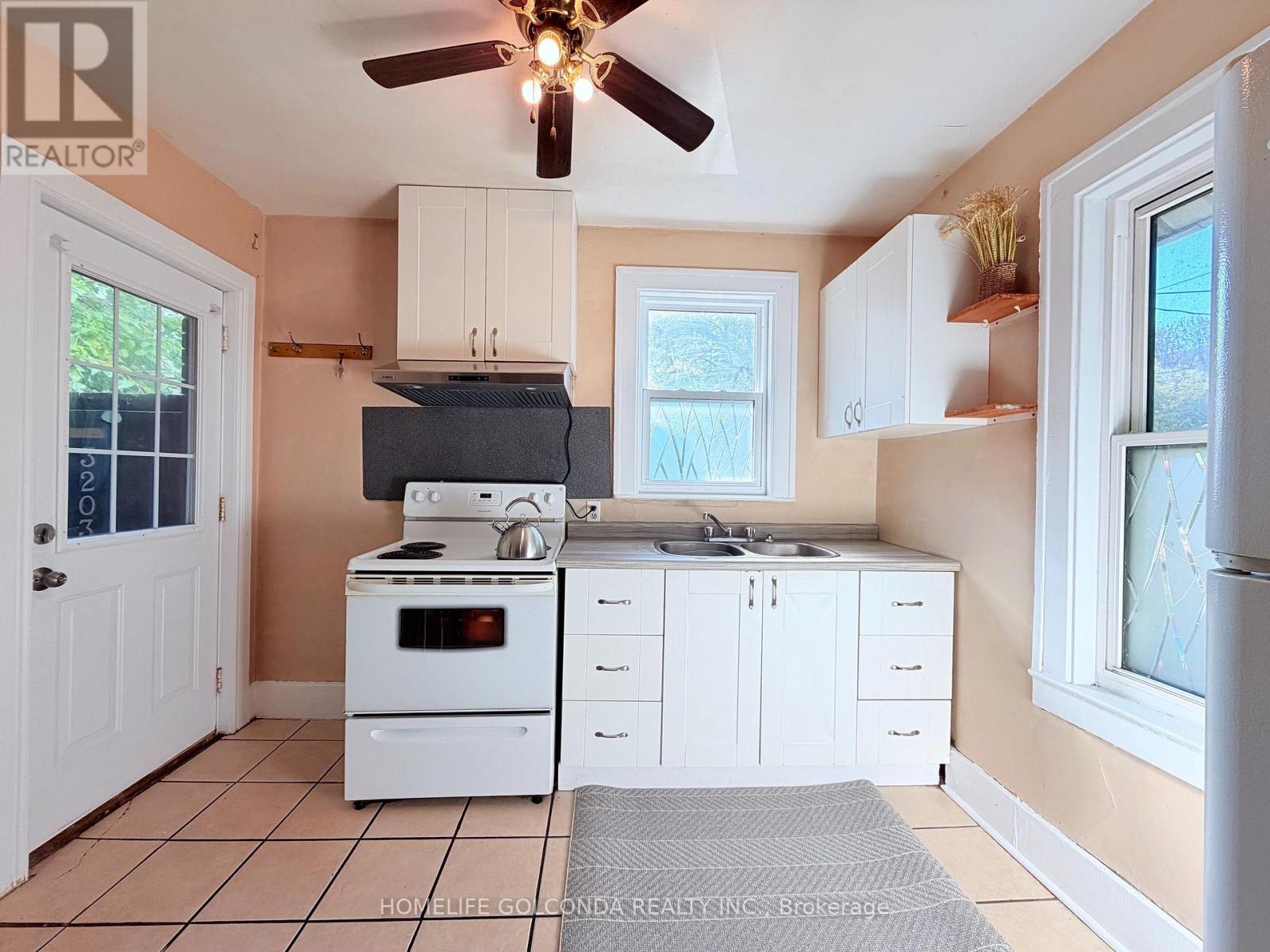 3203 LINWOOD PLACE, Windsor — photo 7