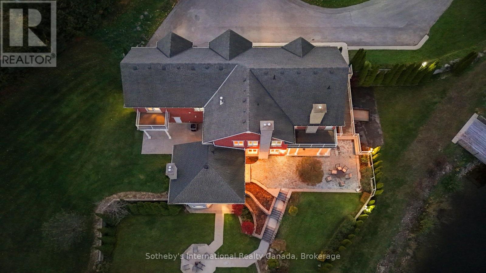 53 PETER STREET, Grey Highlands — photo 2