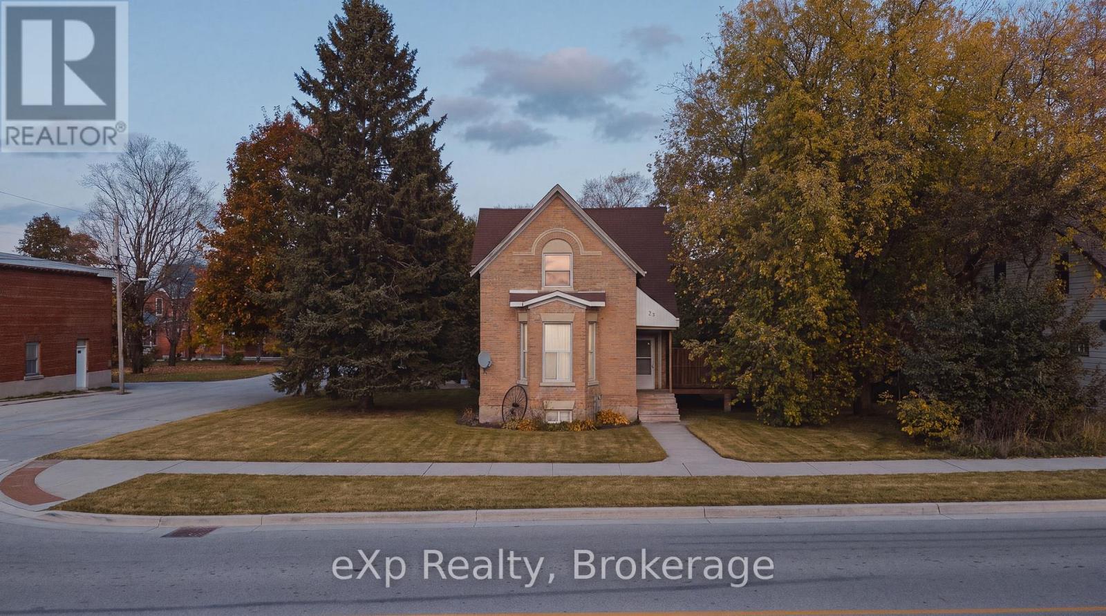 35 TORONTO ROAD, Grey Highlands