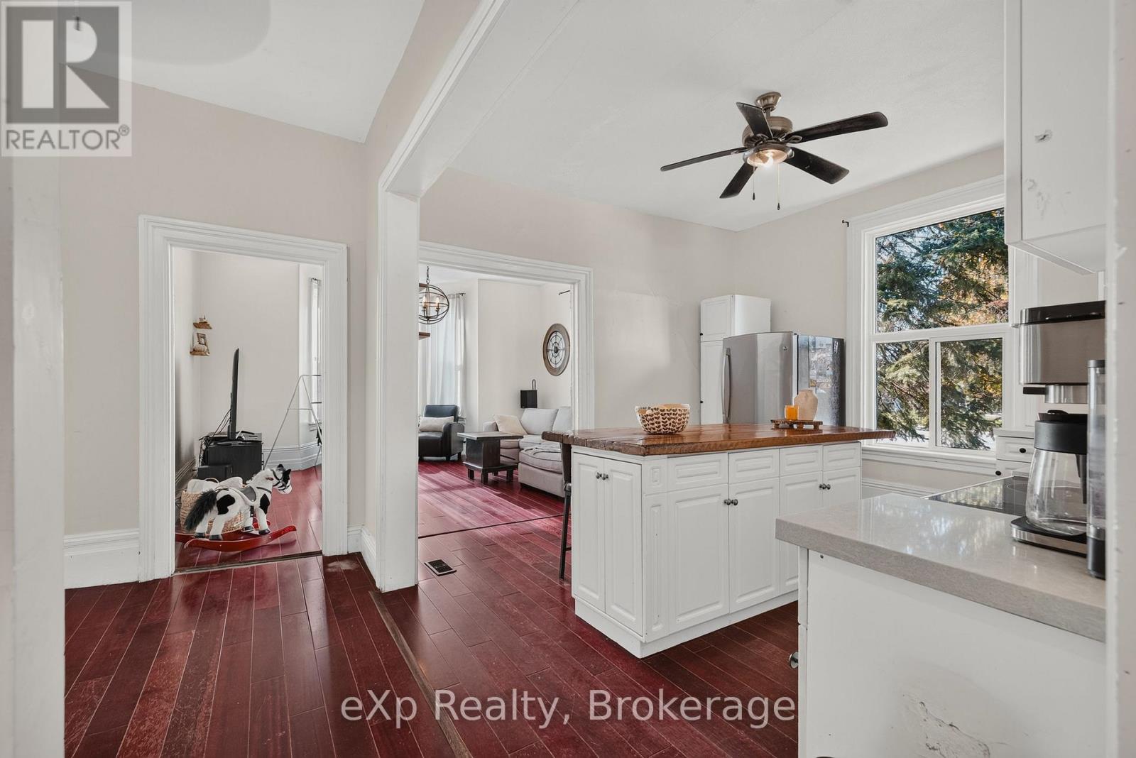 35 TORONTO ROAD, Grey Highlands — photo 9