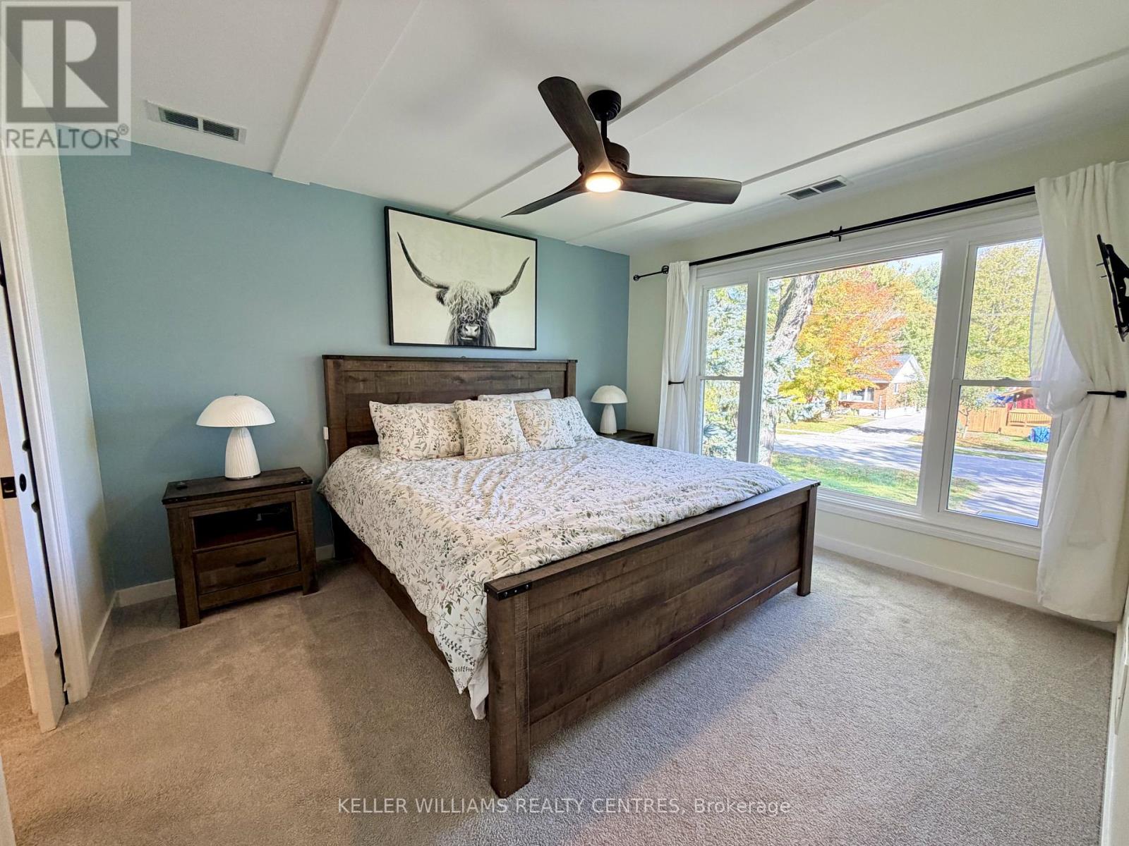 18 Bushey Avenue, Essa photo 26
