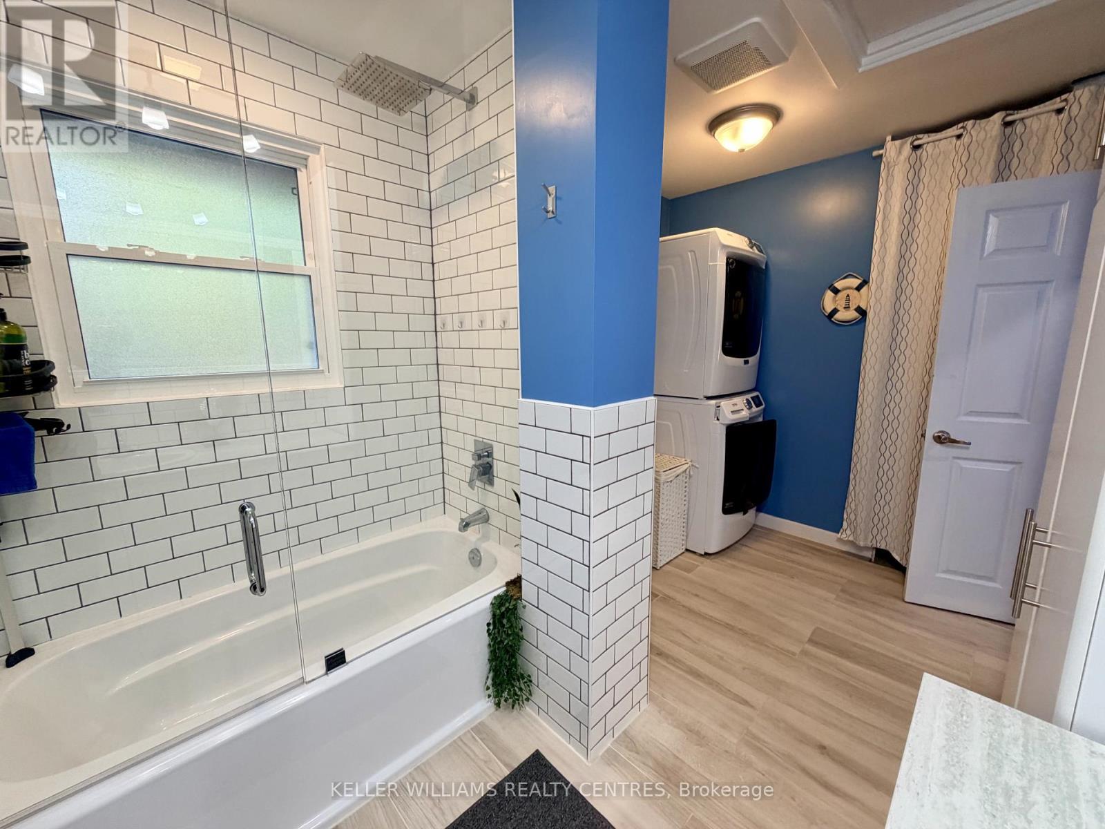 18 Bushey Avenue, Essa photo 36