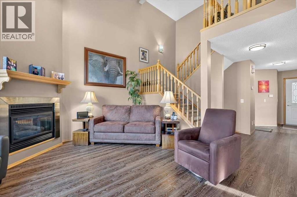 749 Sandringham Place NW, Calgary — photo 8