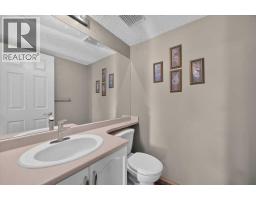 749 Sandringham Place Nw, Calgary, AB T3K3Z1 Photo 20