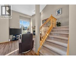 749 Sandringham Place Nw, Calgary, AB T3K3Z1 Photo 21