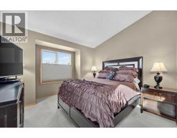 749 Sandringham Place Nw, Calgary, AB T3K3Z1 Photo 26