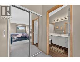 749 Sandringham Place Nw, Calgary, AB T3K3Z1 Photo 27