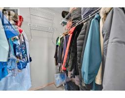 749 Sandringham Place Nw, Calgary, AB T3K3Z1 Photo 28