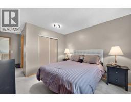 749 Sandringham Place Nw, Calgary, AB T3K3Z1 Photo 31