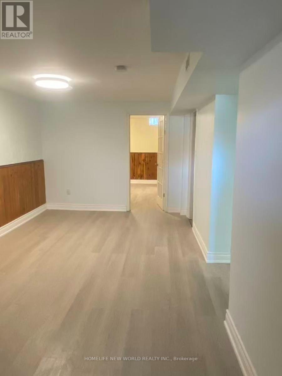 20 LAUREL VALLEY CIRCUIT, Vaughan (Glen Shields) — photo 4