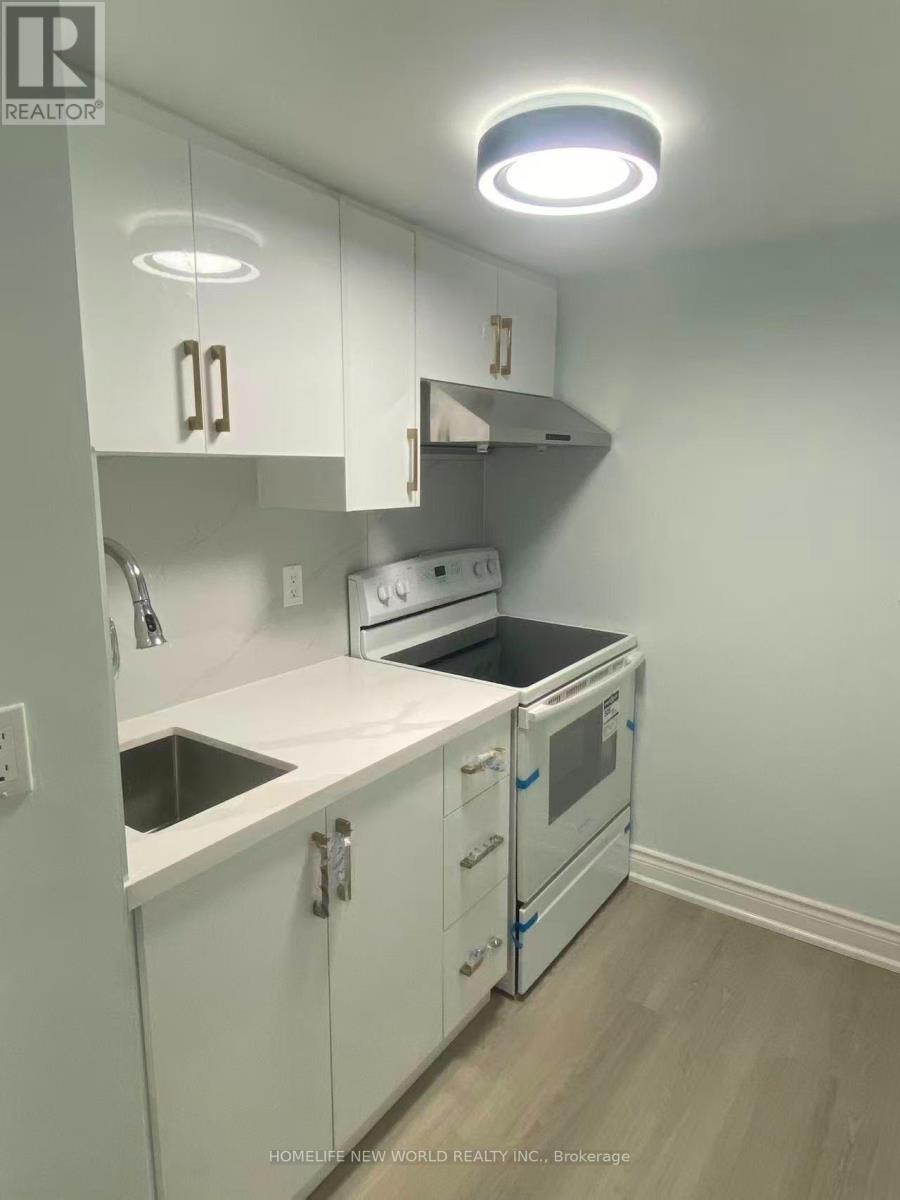 20 LAUREL VALLEY CIRCUIT, Vaughan (Glen Shields) — photo 7