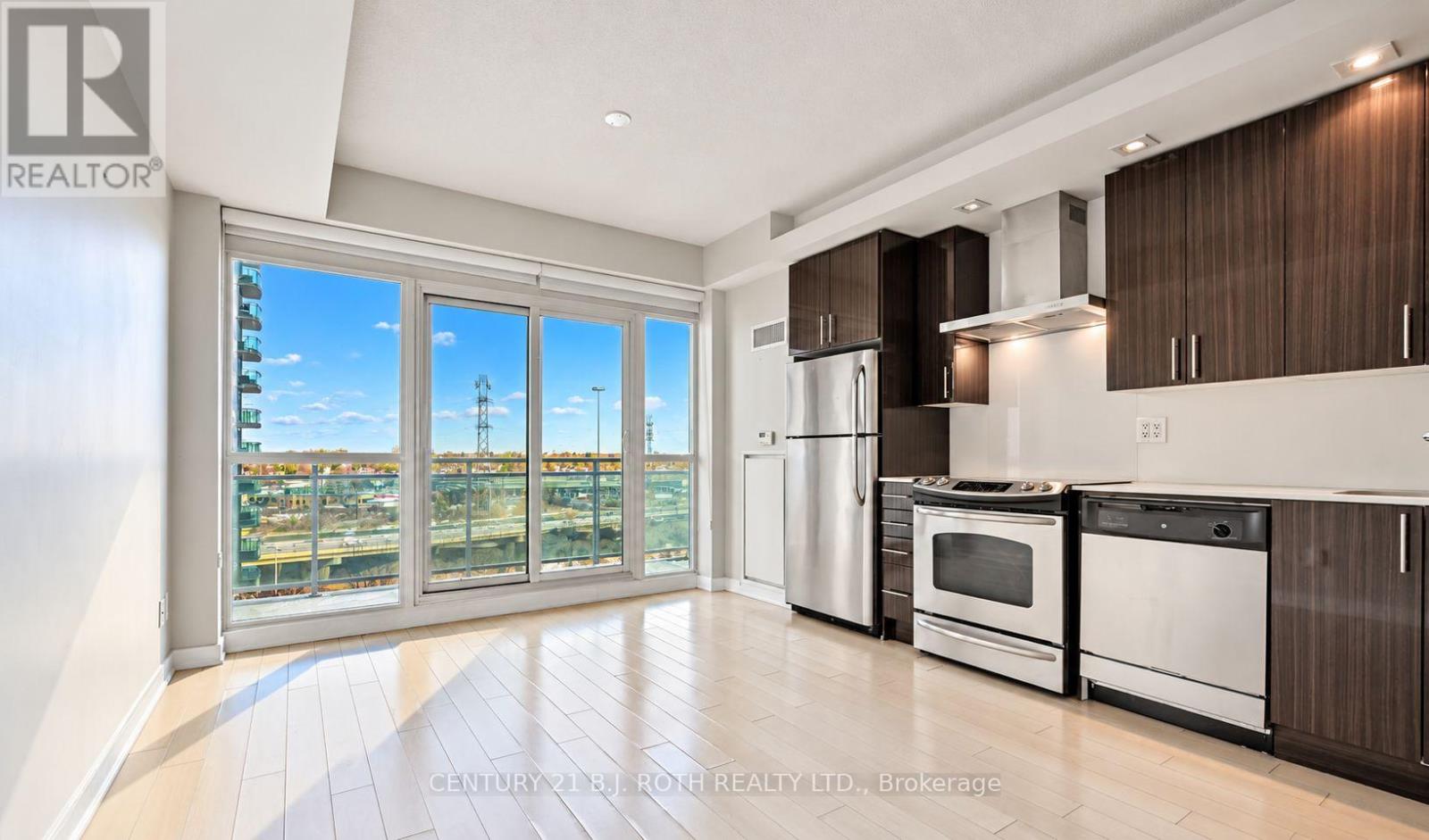 923 - 165 LEGION ROAD N, Toronto (Mimico) — photo 3