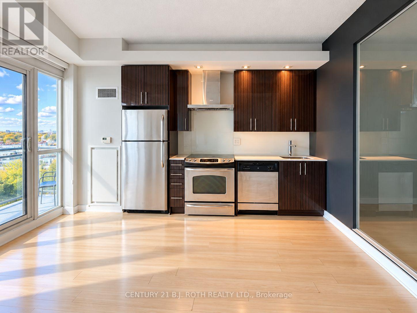 923 - 165 LEGION ROAD N, Toronto (Mimico) — photo 4
