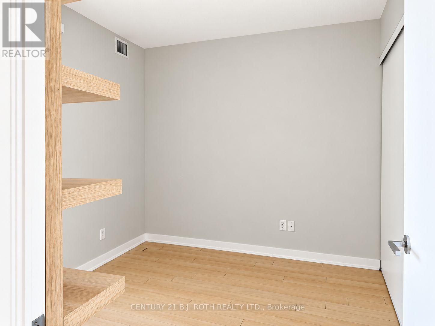 923 - 165 LEGION ROAD N, Toronto (Mimico) — photo 9